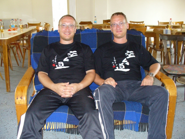 tl2008_37